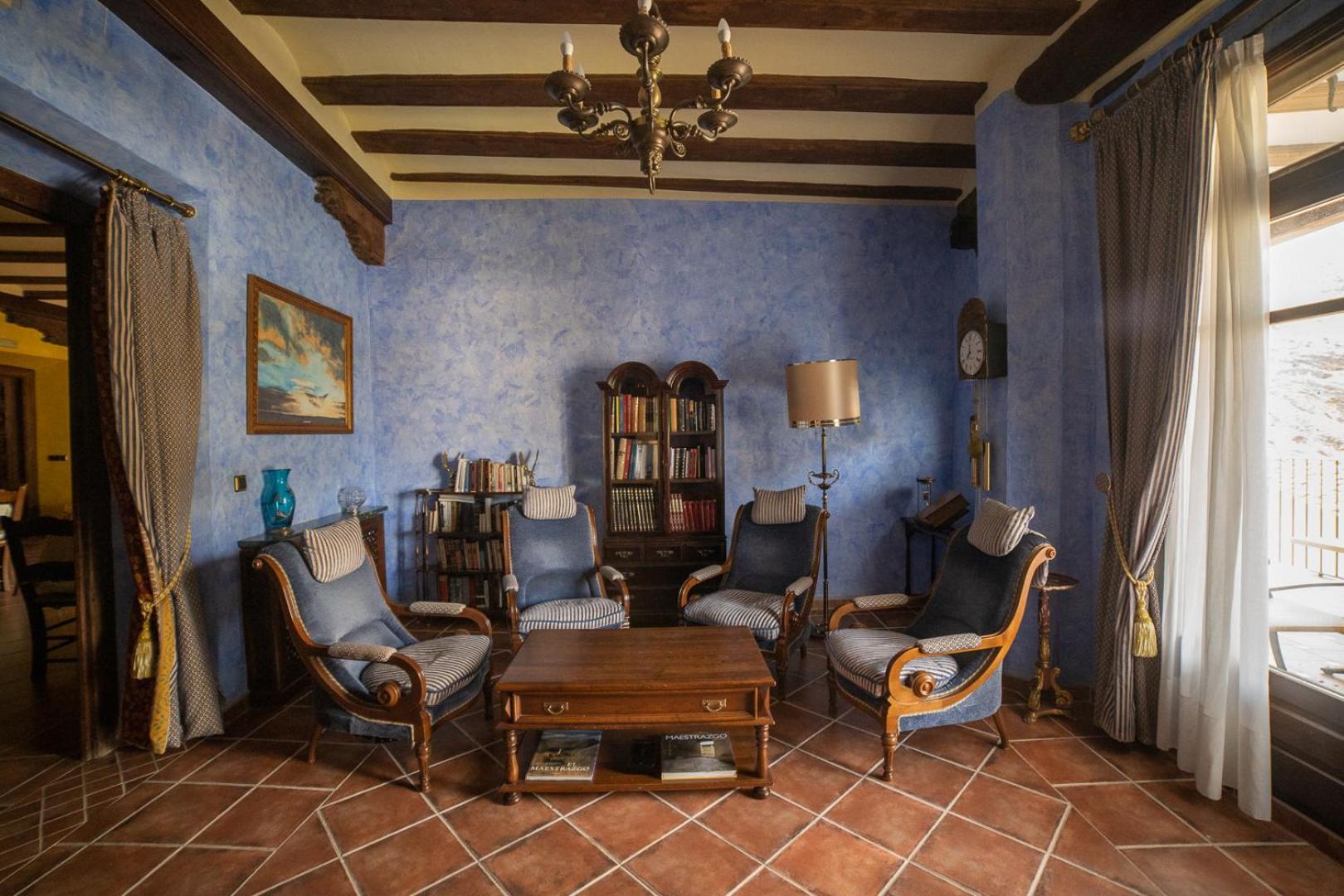 Hotel Spa Don Inigo De Aragon Лас-Куэвас-де-Каньярт Экстерьер фото